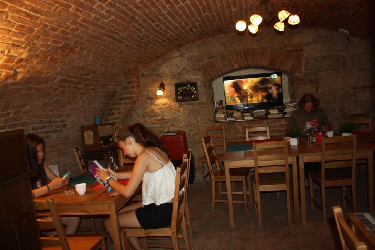 Хостелы Retro Hostel Клуж-Напока-47